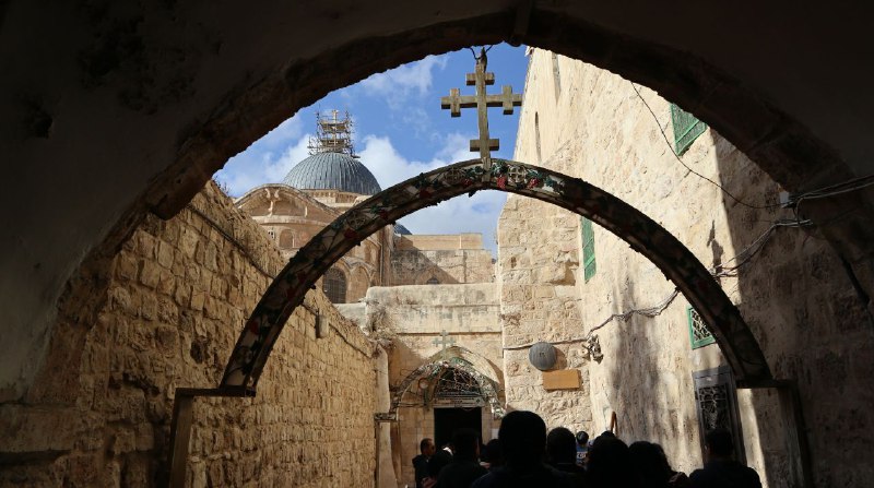 Road to Holy Sepulchre